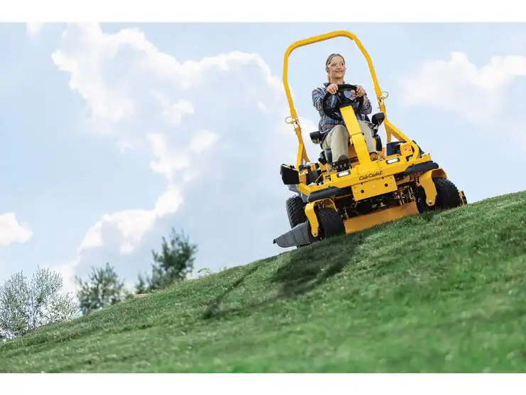 cub cadet ultima ztxs 4 mowing a side hill.